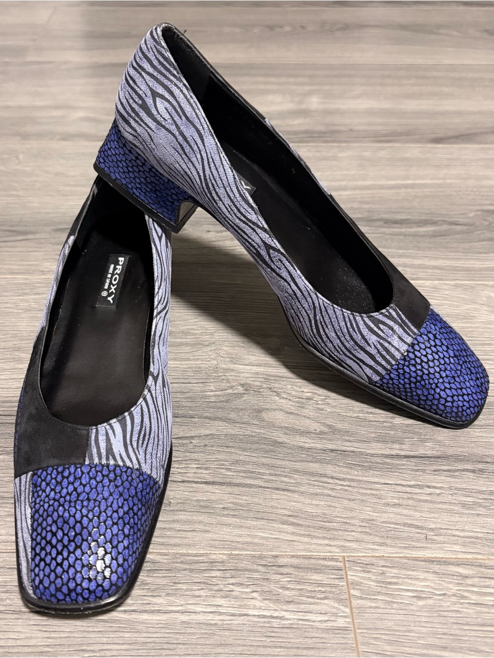 Vintage Proxy Blue Patterned Block Heel Pumps